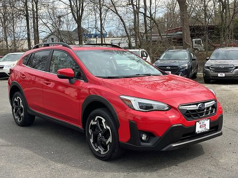 Certified 2022 Subaru Crosstrek 2.5i Limited w/ Moonroof Package 2 image 3