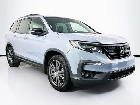Certified 2022 Honda Pilot Sport image 2