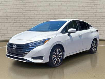 Used 2025 Nissan Versa SV w/ Trunk Package