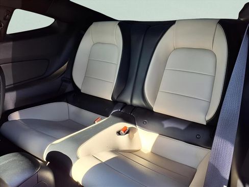 Used 2015 Ford Mustang GT Premium image 14