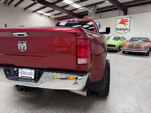 Used 2015 RAM 3500 Tradesman w/ Chrome Appearance Group RWD image 16