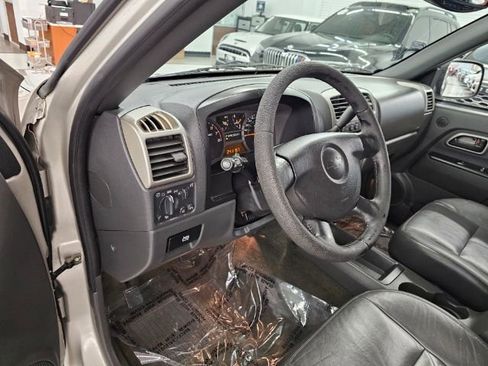 Used 2005 Chevrolet Colorado LS image 7