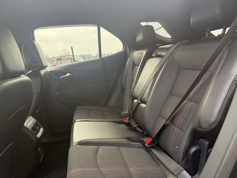 Used 2022 Chevrolet Equinox RS w/ LPO, Floor Liner Package image 19