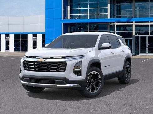 New 2026 Chevrolet Equinox LT w/ Convenience Package II image 7