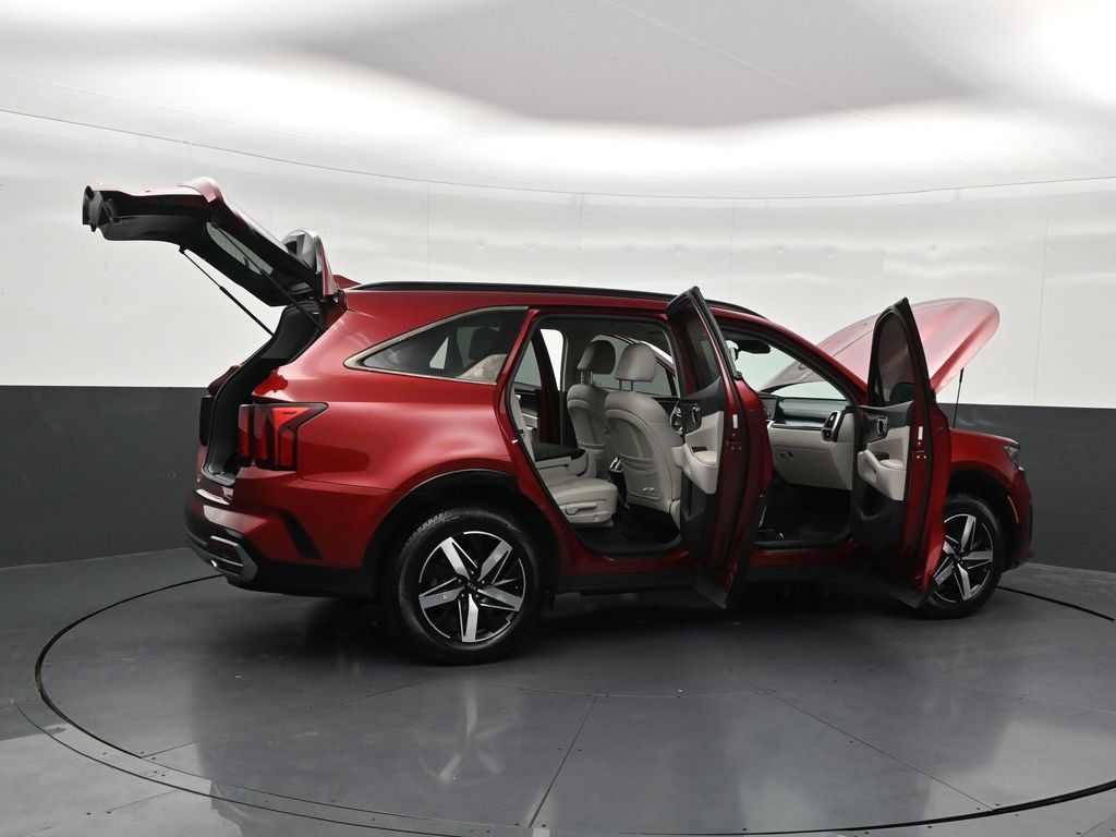 Used 2021 Kia Sorento S FWD image 32