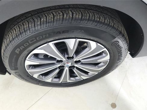 Used 2025 Buick Envision Preferred image 29