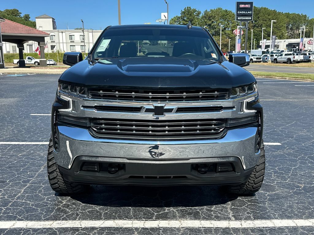 Used 2022 Chevrolet Silverado 1500 LT w/ Bed Protection Package AWD/4WD image 2