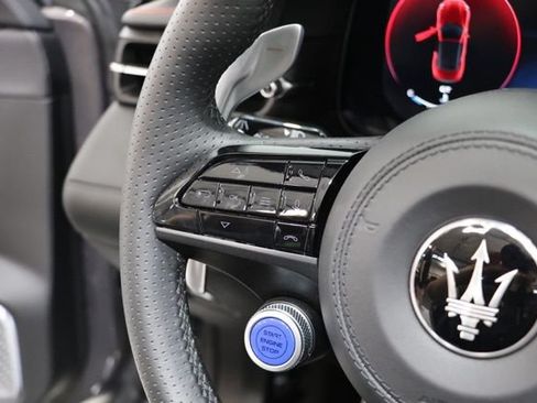 Certified 2024 Maserati GranCabrio Trofeo AWD/4WD image 19