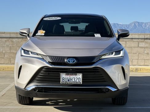 Used 2021 Toyota Venza Limited image 6