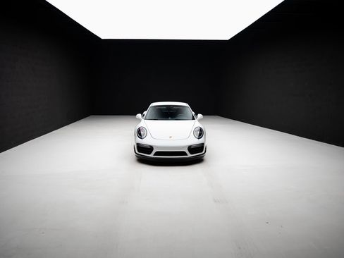 Used 2017 Porsche 911 Turbo AWD/4WD image 84