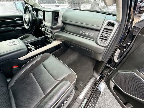 Used 2022 RAM 1500 Laramie AWD/4WD image 33
