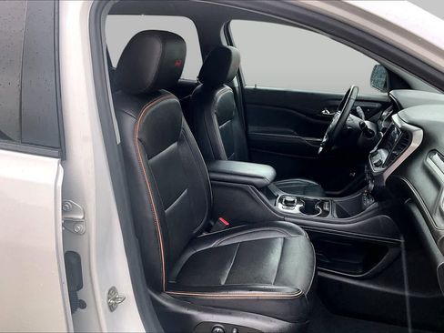 Used 2023 GMC Acadia AT4 w/ Preferred Package AWD/4WD image 9