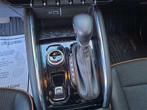 Certified 2024 GMC Canyon AT4 w/ Canyon Safety Plus Package image 22