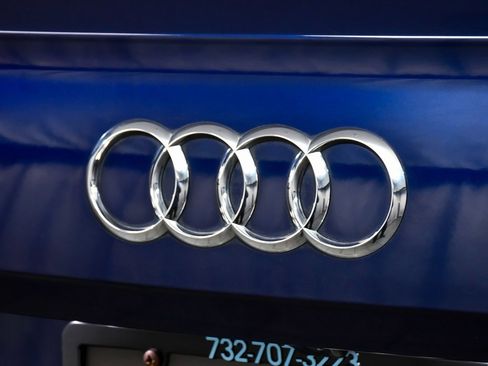 Used 2018 Audi SQ5 Premium Plus w/ Navigation Package image 99