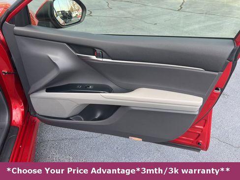 Used 2019 Toyota Camry SE image 17