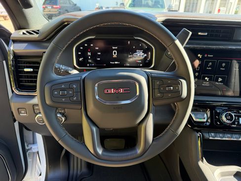 New 2026 GMC Sierra 2500 AT4 w/ AT4 Premium Plus Package AWD/4WD image 13
