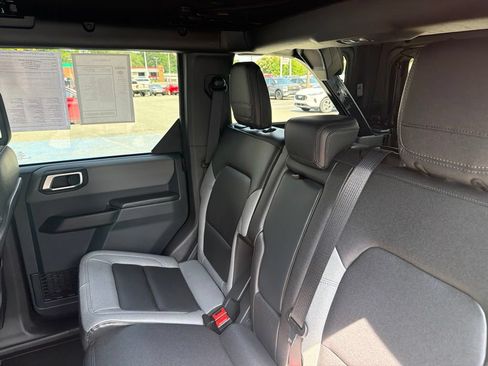 Used 2024 Ford Bronco Big Bend AWD/4WD image 30
