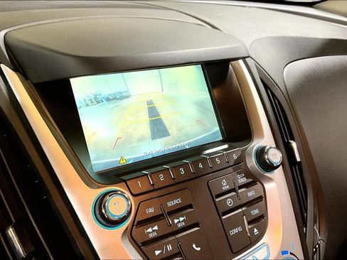 Used 2015 Chevrolet Equinox LT w/ Driver Convenience Package FWD image 23