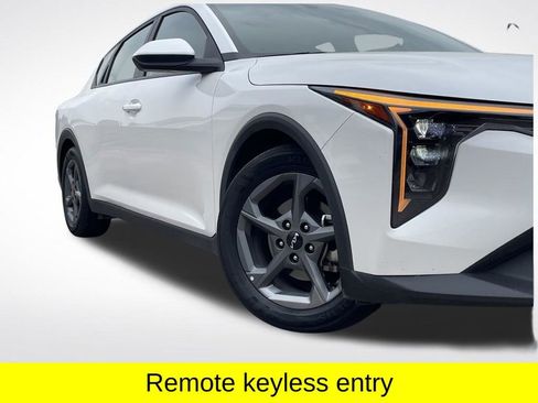 Used 2025 Kia K4 FWD image 13
