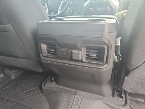 Used 2019 Chevrolet Silverado 1500 LT Trail Boss AWD/4WD image 12