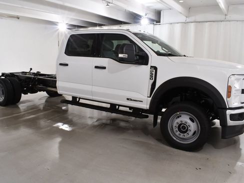New 2026 Ford F550 4x4 Crew Cab Super Duty w/ XLT Value Package image 5