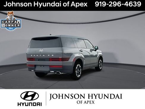 Used 2025 Hyundai Santa Fe SE AWD/4WD image 10