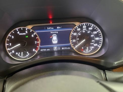 Used 2025 Nissan Sentra SR w/ SR Premium Package FWD image 27