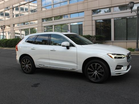 Used 2019 Volvo XC60 T5 Inscription w/ Protection Package Premier AWD/4WD image 2