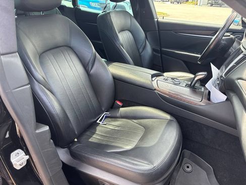 Used 2019 Maserati Levante AWD/4WD image 11