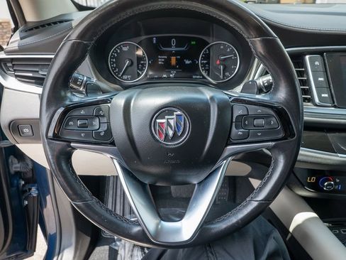 Used 2022 Buick Enclave Avenir w/ Avenir Technology Package image 16