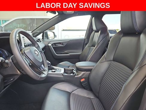 Used 2020 Toyota RAV4 XSE AWD/4WD image 10