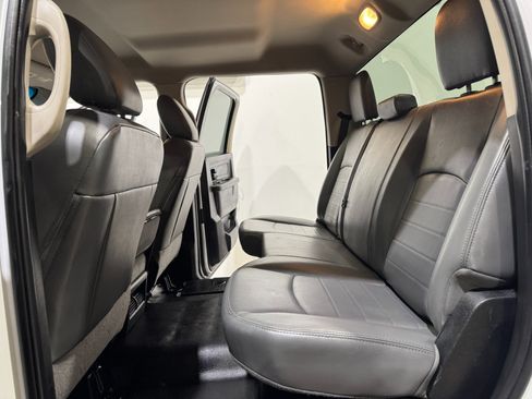 Used 2018 RAM 2500 Tradesman w/ Cold Weather Group image 14