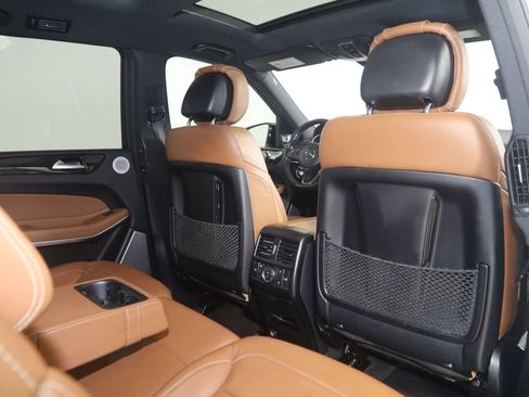 Used 2019 Mercedes-Benz GLS 550 4MATIC w/ Driver Assistance Package image 16