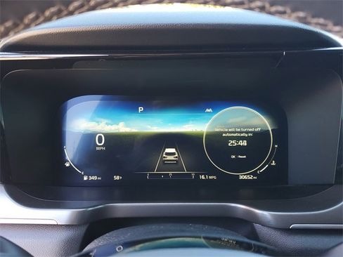 Certified 2023 Kia Sorento SX image 21