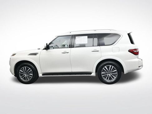 Used 2024 Nissan Armada SL w/ Captain's Chairs Package RWD image 9