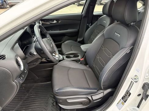 Used 2023 Kia Forte GT-Line image 13