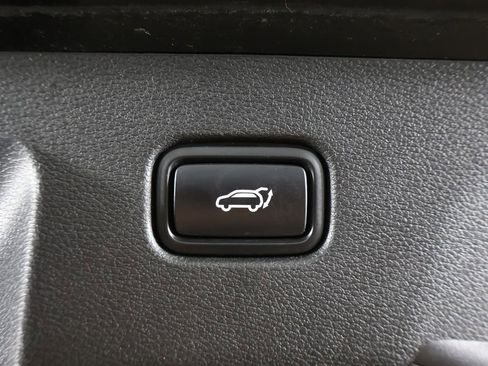 Used 2023 Kia Sportage X-Line w/ X-Line Premium Package AWD/4WD image 21