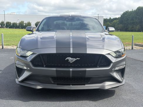 Used 2021 Ford Mustang GT Premium w/ GT Performance Package RWD image 3