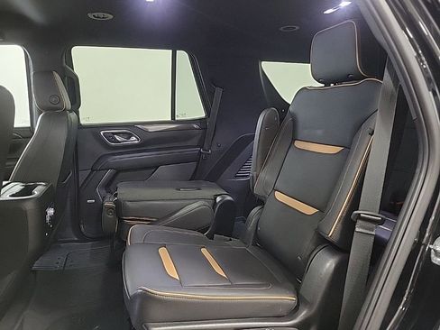 Used 2023 GMC Yukon AT4 w/ Technology Package image 10