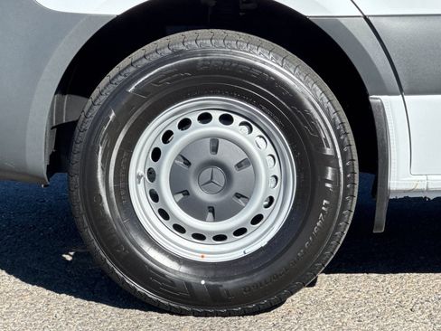 New 2025 Mercedes-Benz Sprinter 2500 image 25