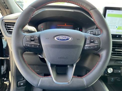 Used 2023 Ford Escape ST-Line w/ Tech Pack #1 AWD/4WD image 19