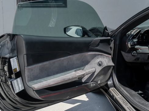 Used 2018 Ferrari 488 GTB RWD image 67