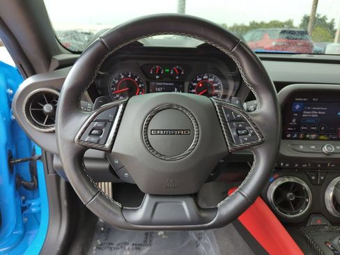 Used 2023 Chevrolet Camaro LT w/ Technology Package RWD image 9