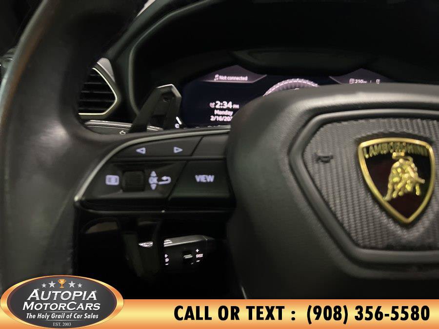 Used 2020 Lamborghini Urus AWD/4WD image 31
