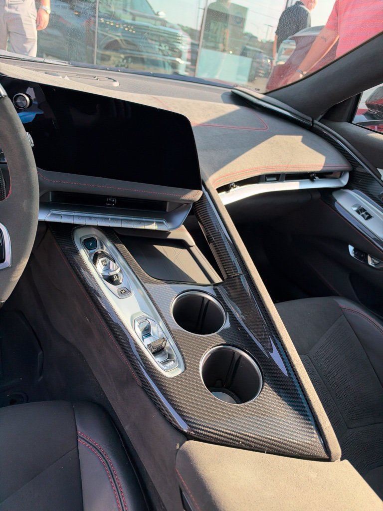 Used 2026 Chevrolet Corvette Z06 RWD image 10