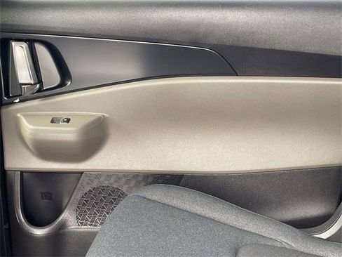 New 2026 Kia Carnival LX image 20