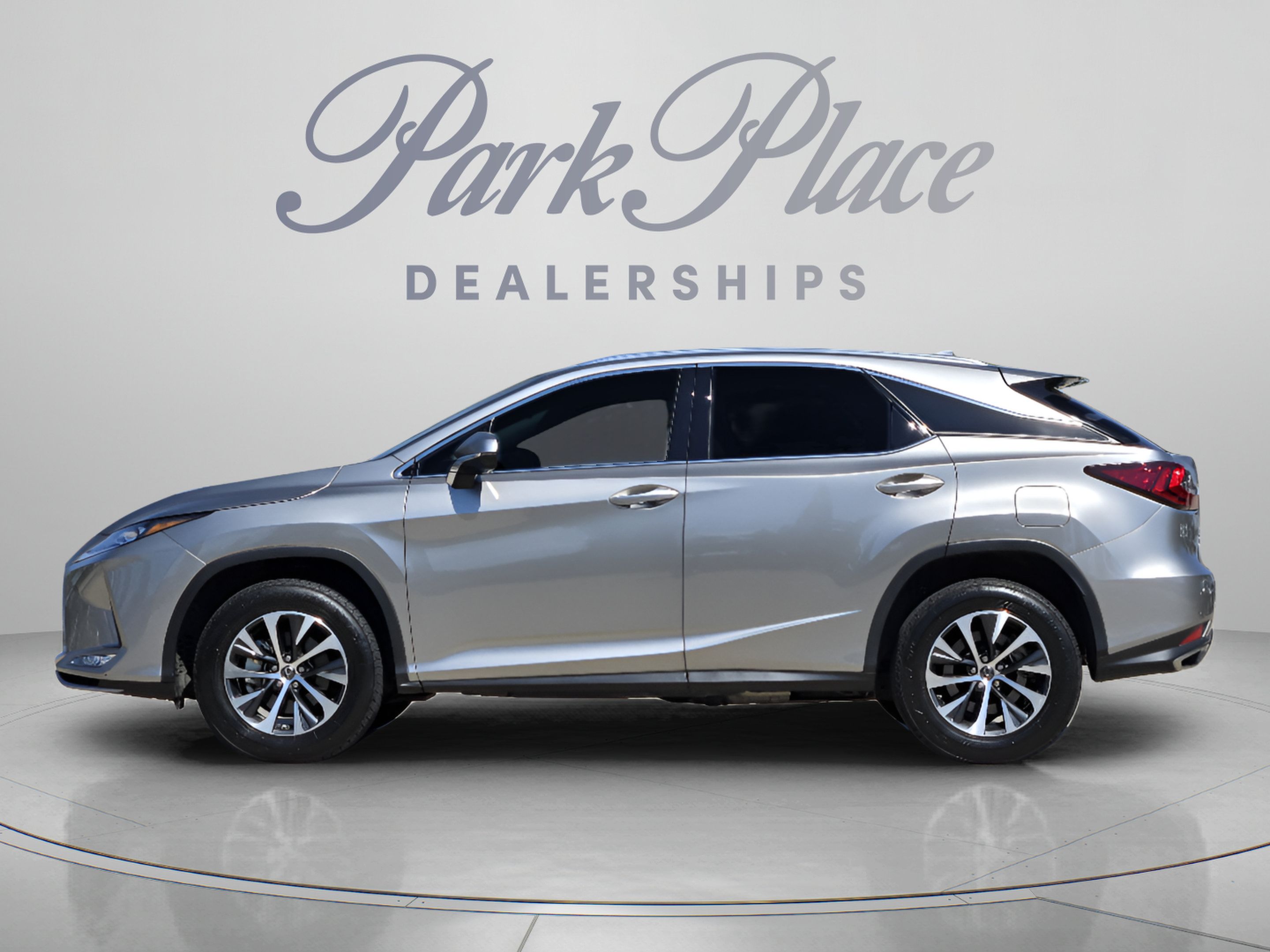 Used 2022 Lexus RX 350 FWD w/ Premium Package image 2