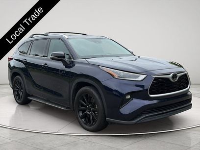 Used 2021 Toyota Highlander XLE