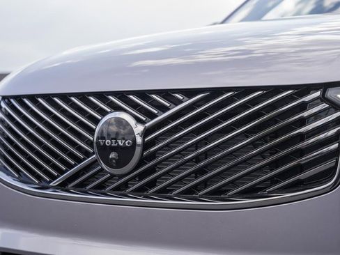 New 2026 Volvo XC90 B6 Plus w/ Protection Package Premier image 12