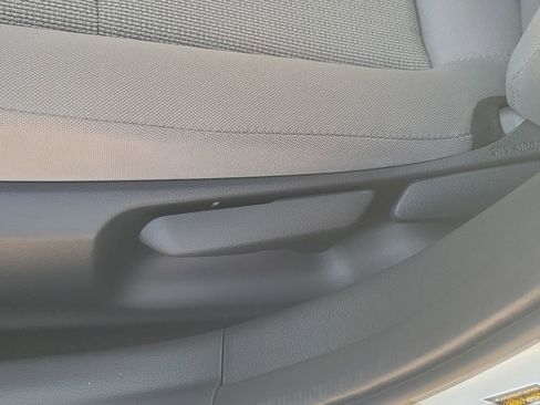 New 2026 Toyota Prius LE image 29